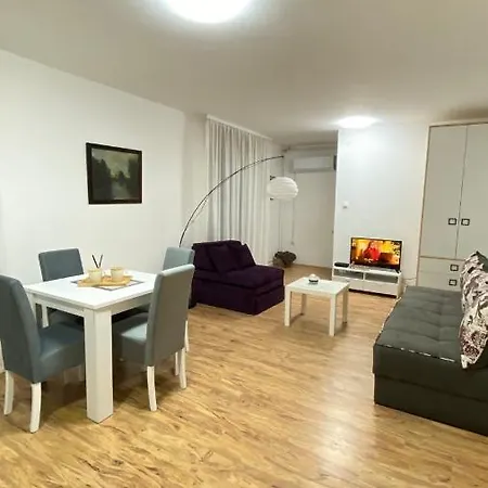Apartmán Lilyy *