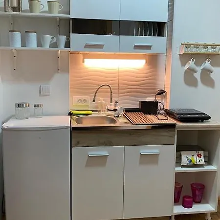 Lilyy Daire Leskovac (Jablanica)