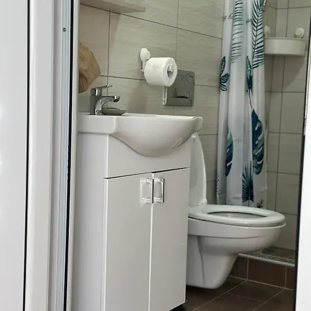 Lilyy Apartmán *